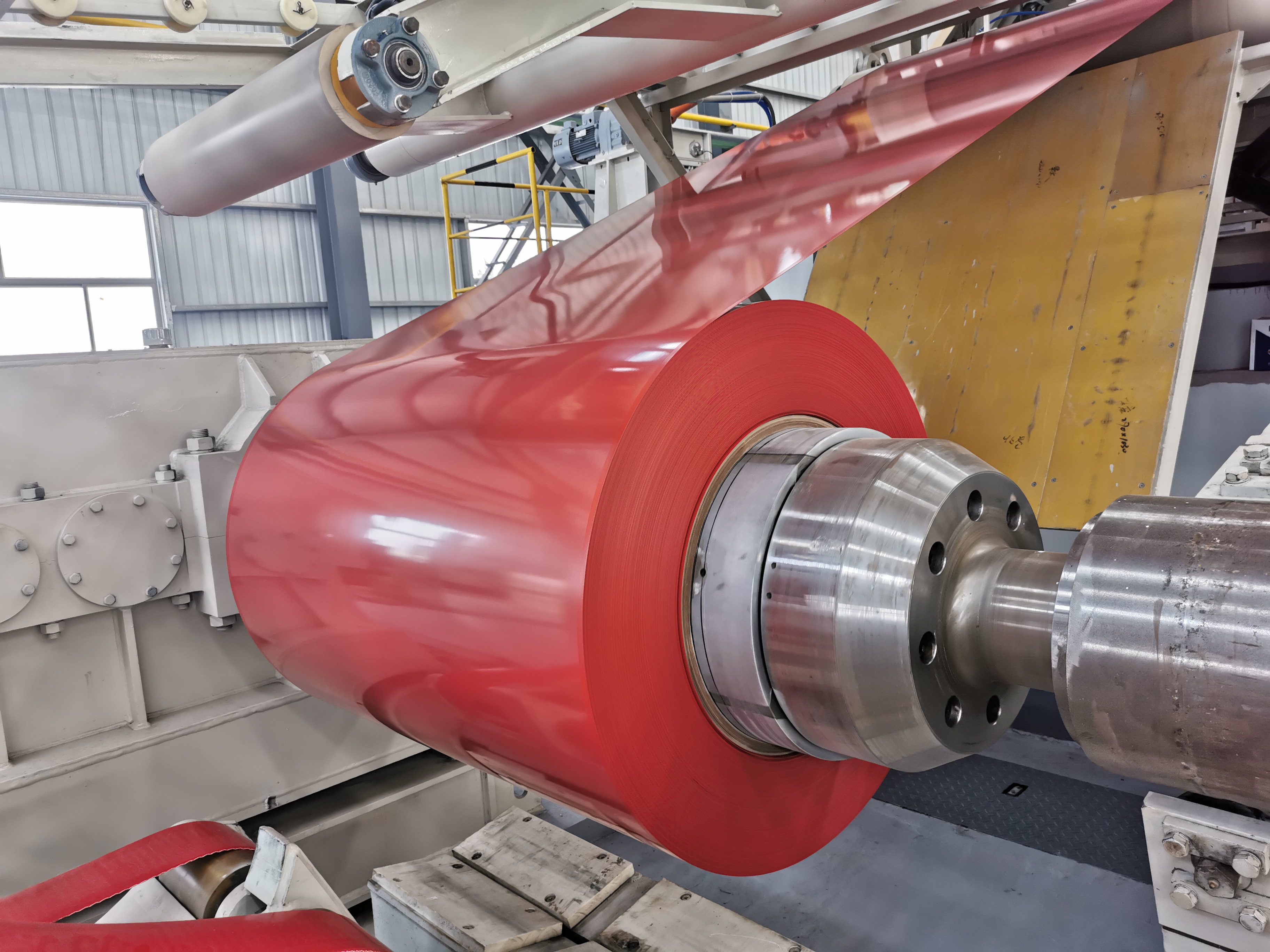 不同涂層彩涂板使用壽命一般多少年